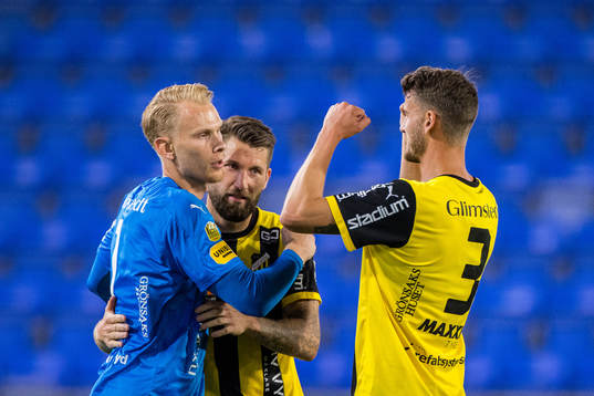 Häckens målvakt Pontus Dahlberg, Joona Toivio och Johan