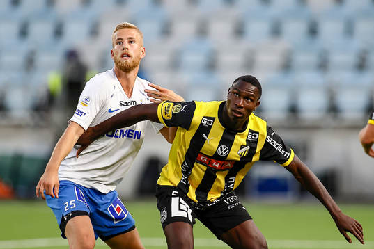 IFK Norrköpings Ísak Bergmann Jóhannesson och Häckens