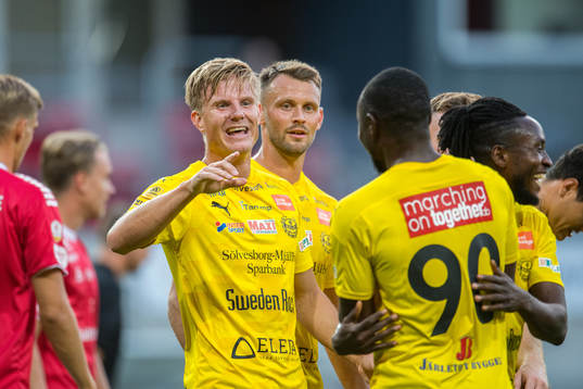 Bläddra bland fler bilder av Fotboll, Allsvenskan, Kalmar - Mjällby