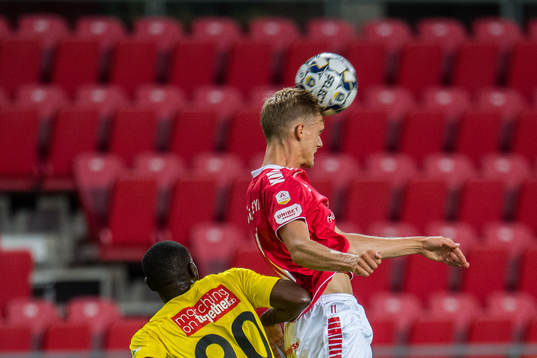 Mjällbys Moses Ogbu och Kalmars Svante Ingelsson
