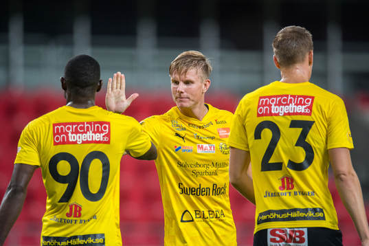 Mjällbys Moses Ogbu, Eric Björkander och Jesper Löfgren