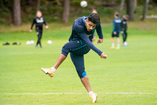Hosam Aiesh tränar med IFK Göteborg