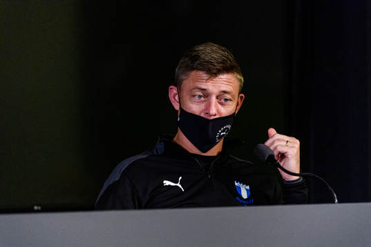 Head coach Jon Dahl Tomasson