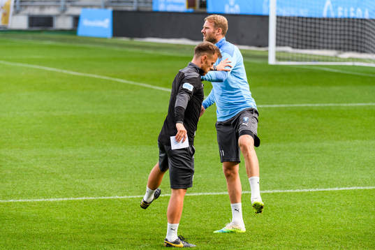 Mark Read, physical trainer and Ola Toivonen