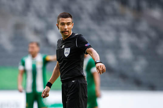 Referee Mario Zebec