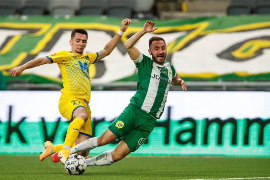 Liridon Latifi of Puskas and Muamer Tankovic of Hammarby