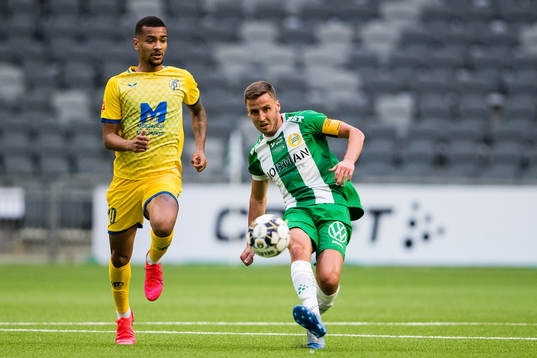 Weslen Junior of Puskas and Jeppe Andersen of Hammarby