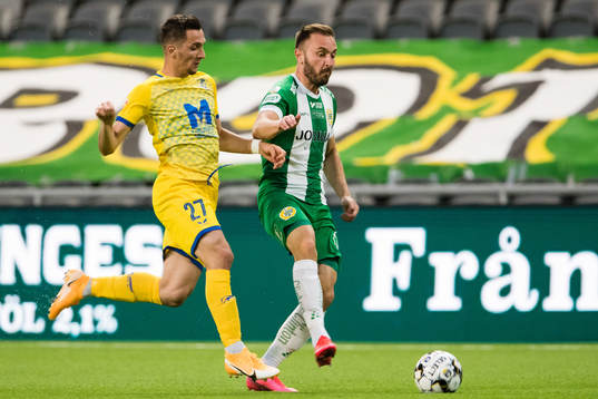 Liridon Latifi of Puskas and Muamer Tankovic of Hammarby