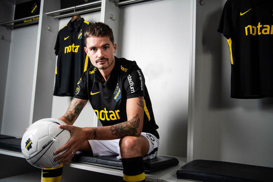 Mikael Lustig