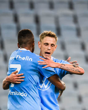 Sören Rieks celebrate with Isaac Kiese Thelin of Malmö FF
