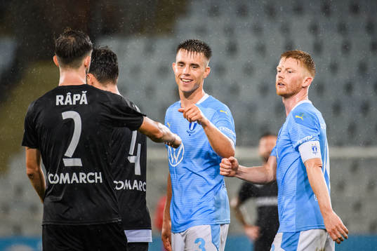 Cornel Rapa and Sergiu Hanca of Cracovia thank  Jonas