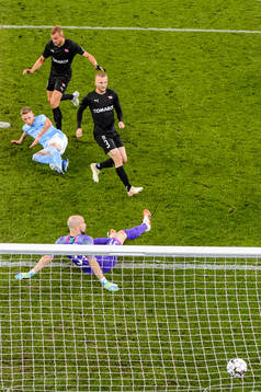 Sören Rieks of Malmö FF scores 2-0