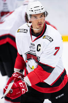 Malmö Redhawks Oliver Lauridsen på uppvärmningen innan