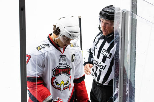 Malmö Redhawks Oliver Lauridsen får lämna isen