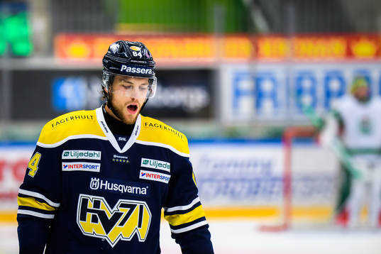 s Eroc Martinsson har ont