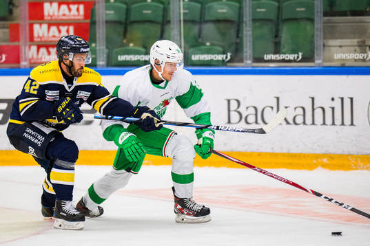s Niklas Arnell och Rögles Raphael Lavoie