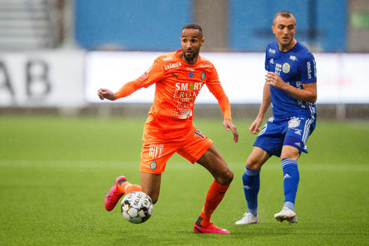 AFC Eskilstunas Ferid Ali och Sundsvalls Dennis Olsson