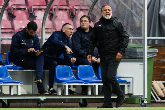 AFC Eskilstunas tränare Özcan Melkemichel