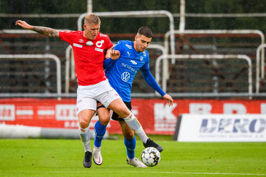 Degerfors Victor Edvardsen och Halmstads Edvin Kurtulus