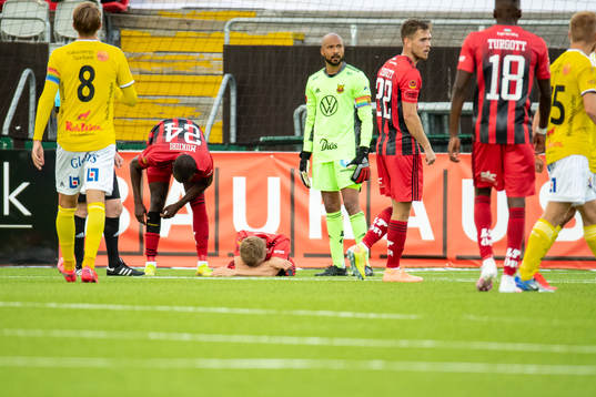 Östersunds Ludvig Fritzson  har ont