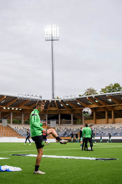 Västerås spelare värmer upp