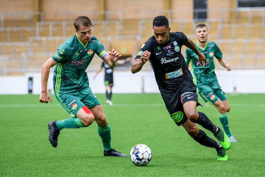 Dalkurds Christoffer Styffe och Västerås Brian Span