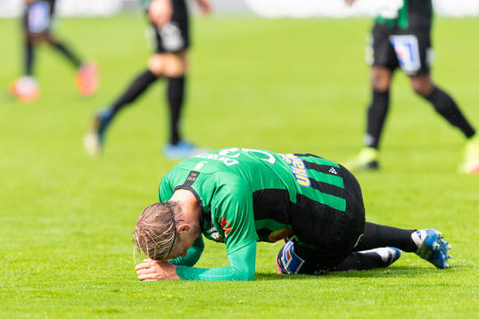 Varbergs Hampus Zachrisson gör sig illa
