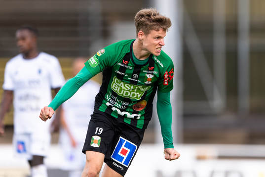 Varbergs Gustav Norlin jublar
