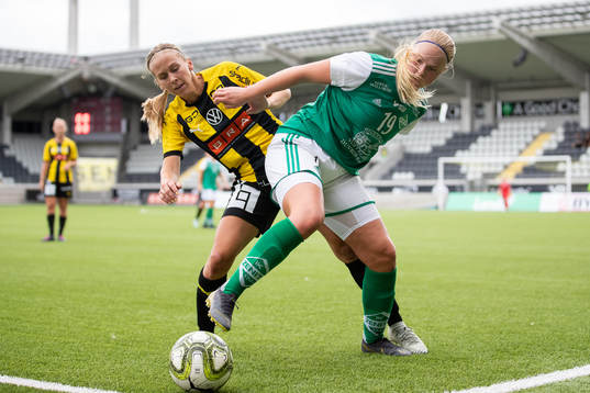 Häckens Malin Hörnberg och Zeniths Sandra Mannerstråle