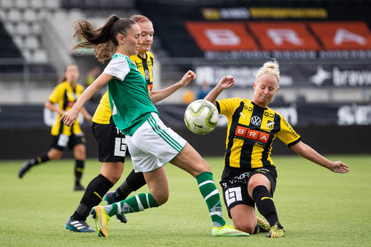 Zeniths Ayse Kurt och Häckens Linnea Tibatt