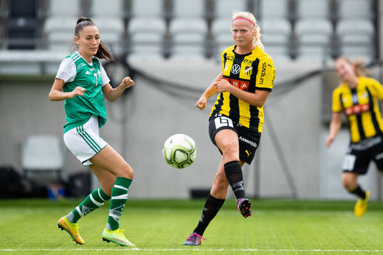 Zeniths Ayse Kurt och Häckens Ida Lindberg