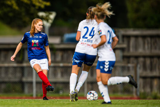 Stine Ballisager Pedersen of Vålerenga
