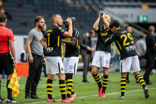 s tränare Bartosz Grzelak