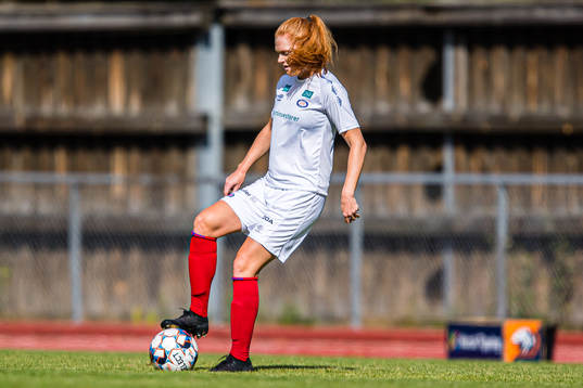 Stine Ballisager Pedersen of Vålerenga