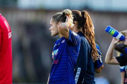 Andrine Tomter of Vålerenga looks dejected