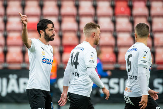 Örebros Nahir Besara jublar