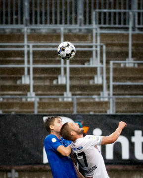IFK Norrköpings Ísak Bergmann Jóhannesson och Örebros