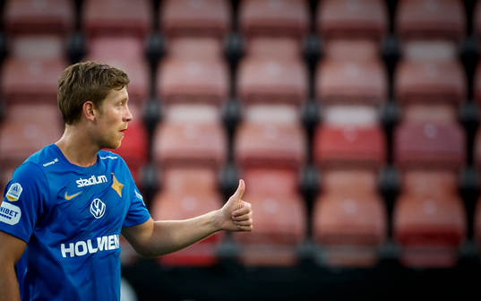 IFK Norrköpings Alexander Fransson gör tummen upp