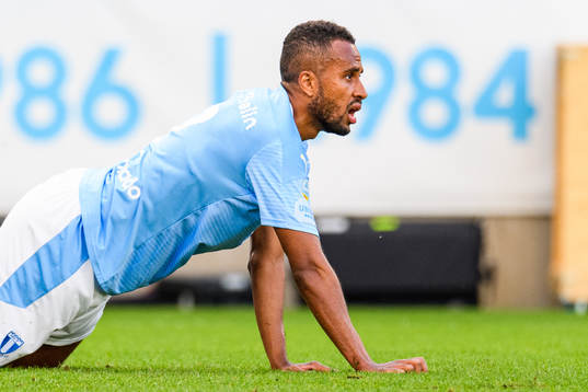 Malmö FFs Isaac Kiese Thelin deppar