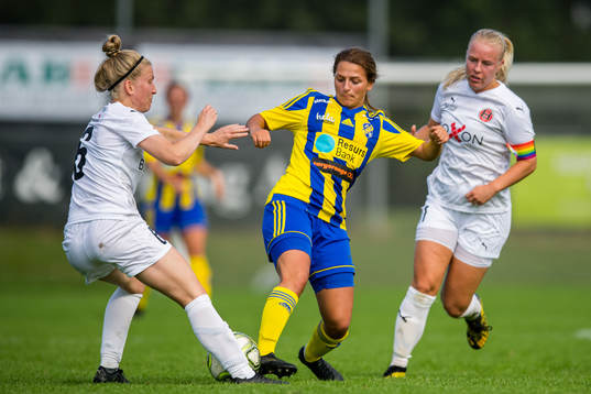 Hittarps Hanna Jönsson och Eskilsminnes Emma Petrovic