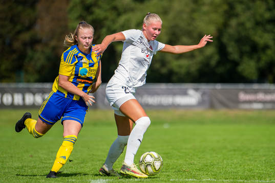 Eskilsminnes Lovisa Pigg och Hittarps Isabelle Angel