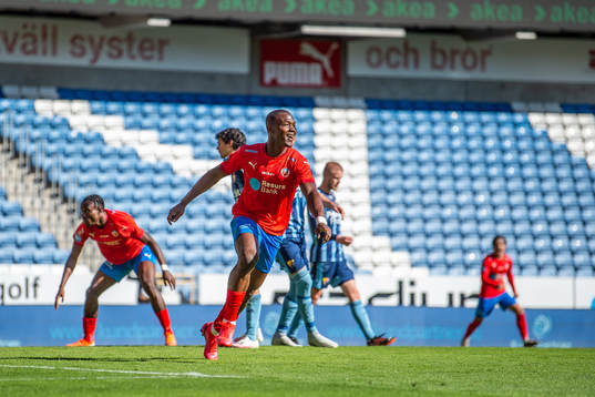Helsingborgs Alhaji Gero jublar