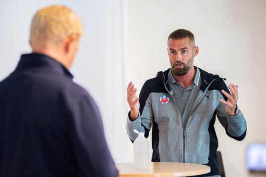Helsingborgs tränare Olof Mellberg på presskonferensen