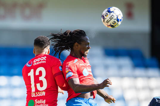 Helsingborgs Martin Olsson och Kebba Ceesay
