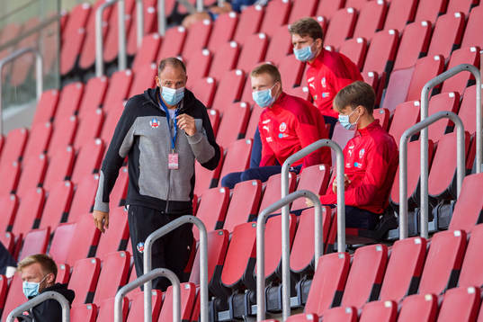 Helsingborgs Andreas Granqvist på läktaren