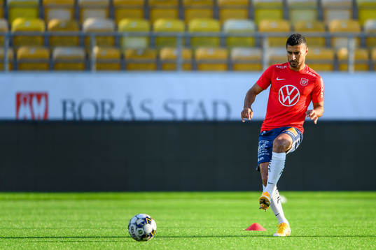 Örgrytes Ailton Jose Almeida värmer upp