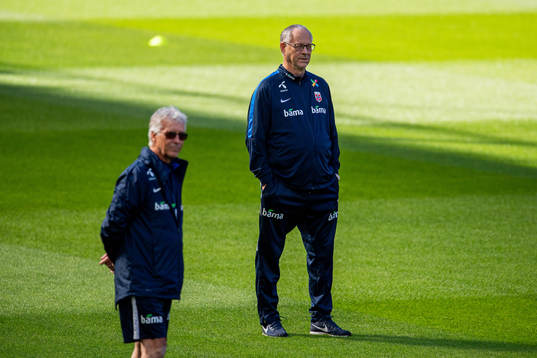 Ola Sand, team doctor, and Lars Lagerbäck, head coach of