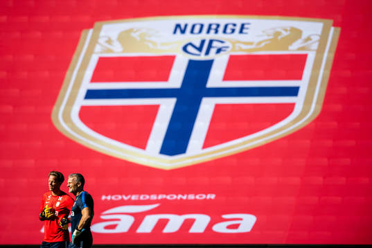 Goalkeeper Ørjan Nyland of Norway and Frode Grodås,
