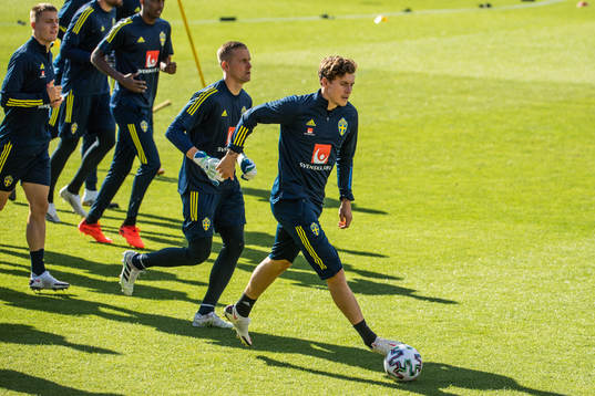 Victor Nilsson Lindelöf of the Swedish national football