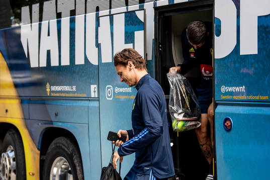 Albin Ekdal of the Swedish national football team arrives